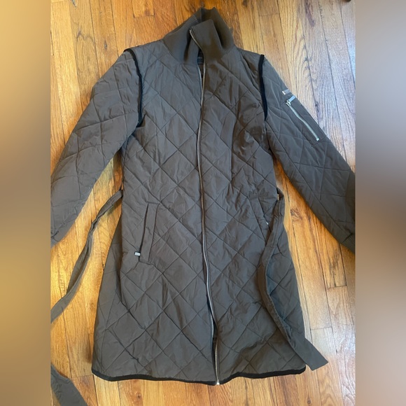 BCBG Coat - Picture 1 of 3